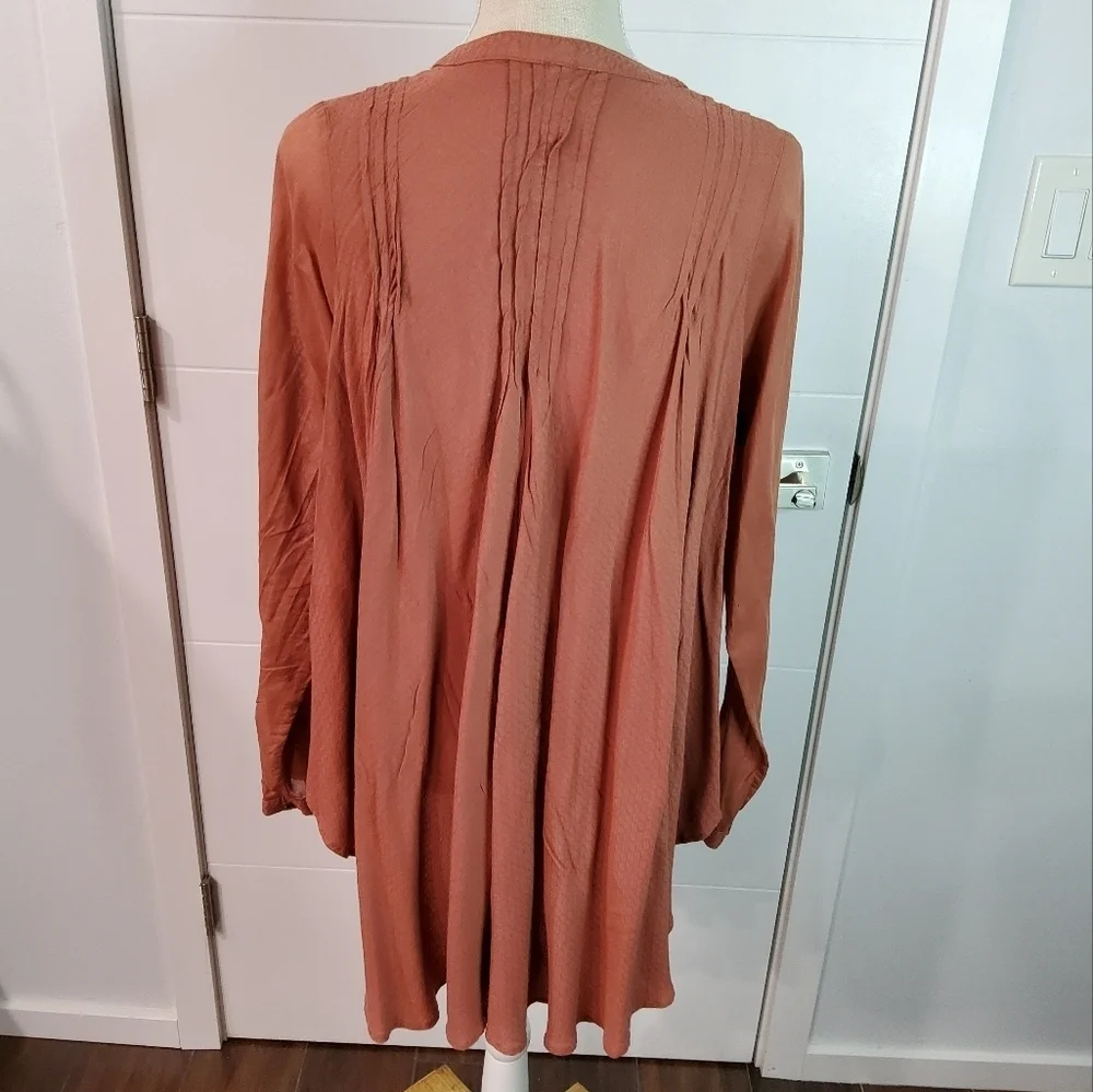 Free People Pleated Hi Low Sisters of Moon Blouse Size M